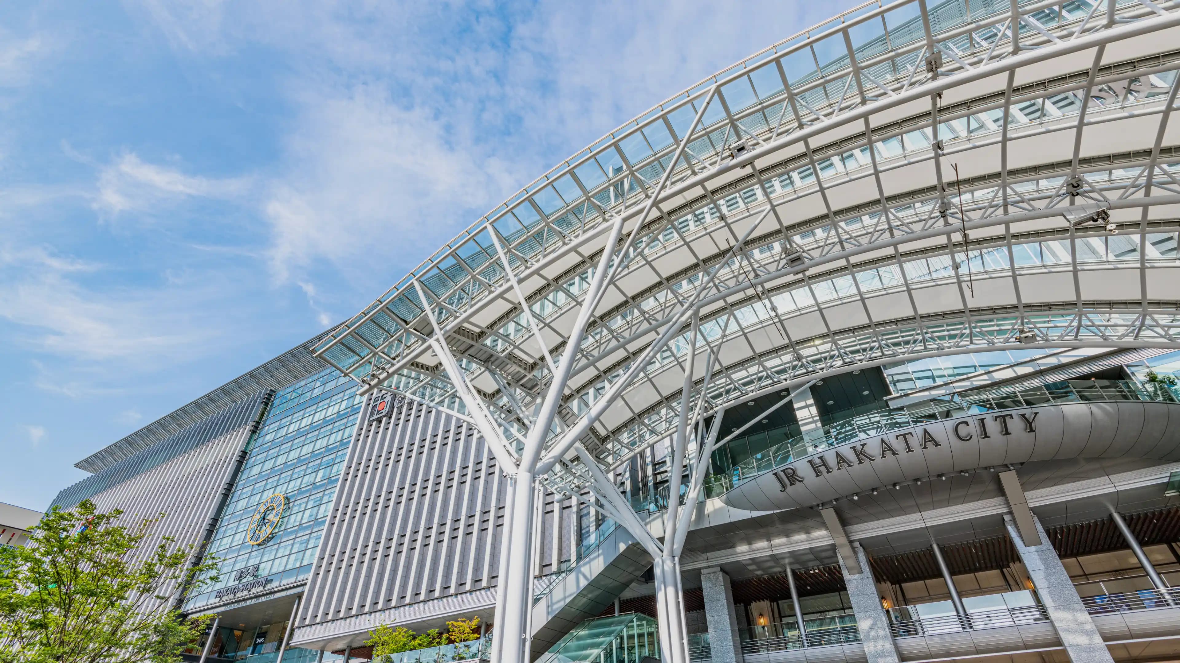 お客様ひとりひとりの最適解へ。そして、それぞれの未来へ。