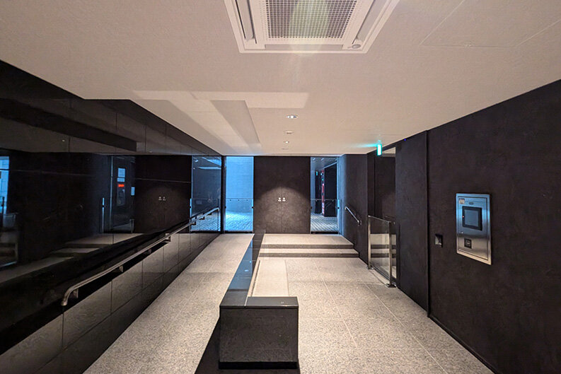 エントランス（スロープ）｜プレステージレジデンス白金台