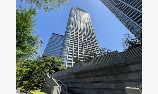 TOKYO TWIN PARKS LEFT WING